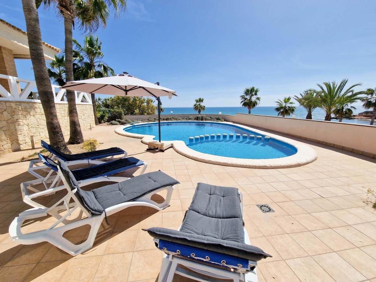 Frontline Beach Villa Playa Flamenca Oriola  Exterior foto