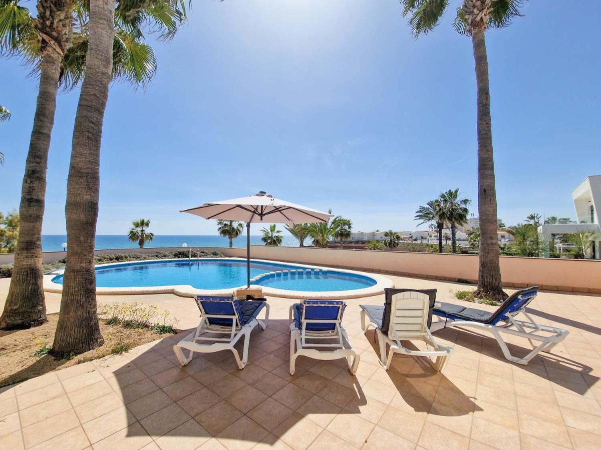 Frontline Beach Villa Playa Flamenca Oriola  Exterior foto